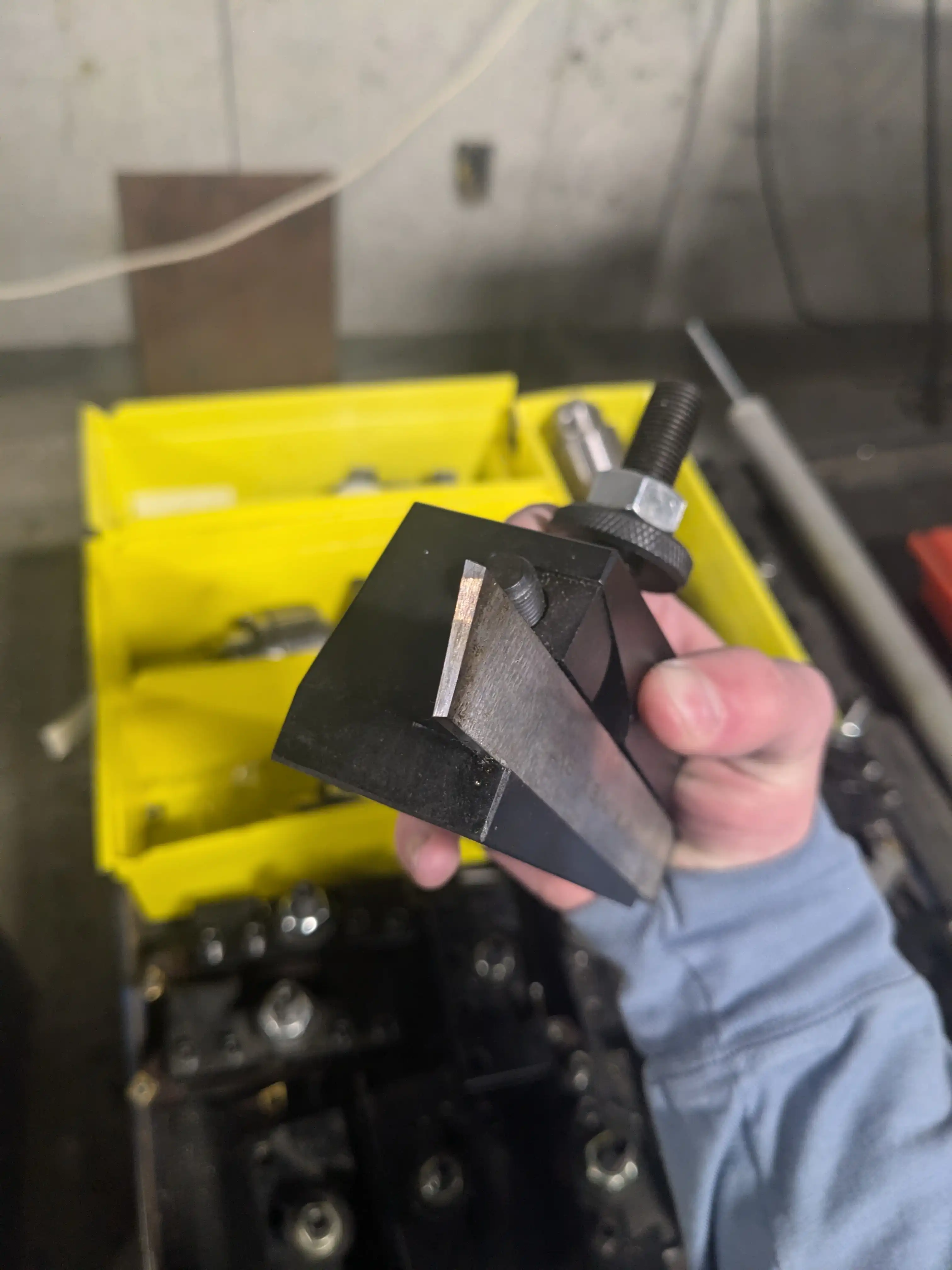 &ldquo;Image of the ground tip&rdquo;